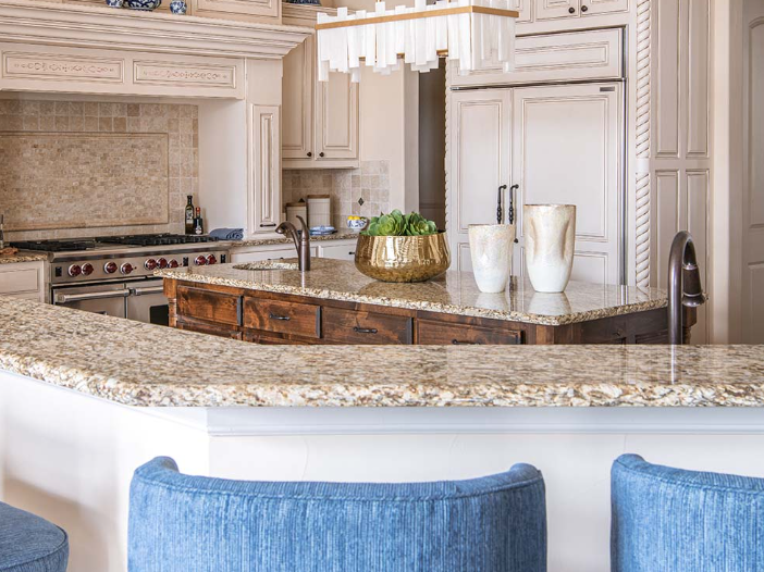 How Do You Choose the Right Lighting Fixtures for Your Kitchen And Bath Renovation?
