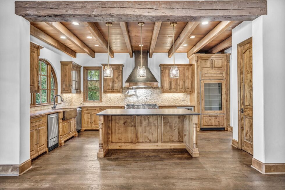 What to Expect From Your First Interior Design Meeting?