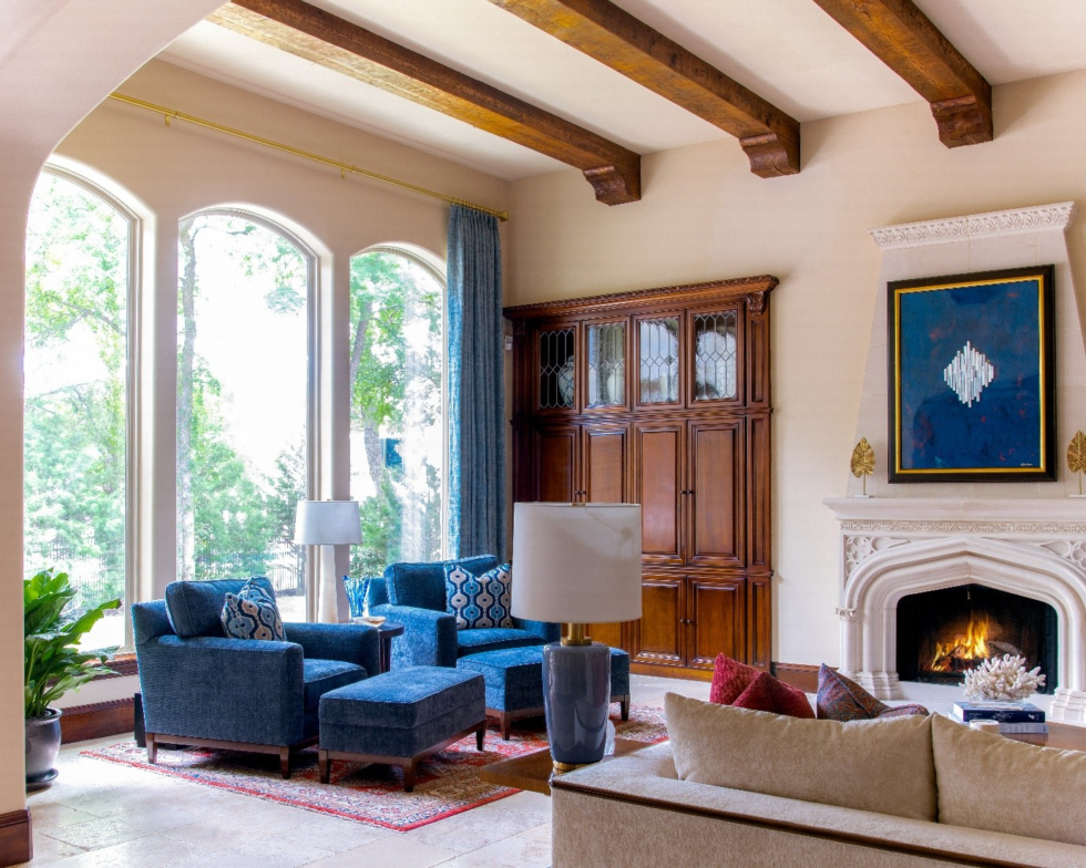 Which Custom Drapery Styles Best Complement High-Ceiling Residences?